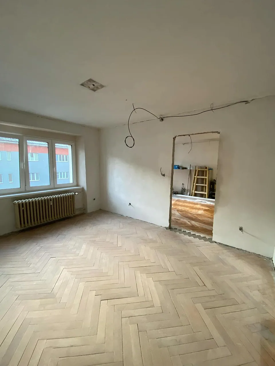 Původní pokoj v bytě ve Vsetíně před rekonstrukcí