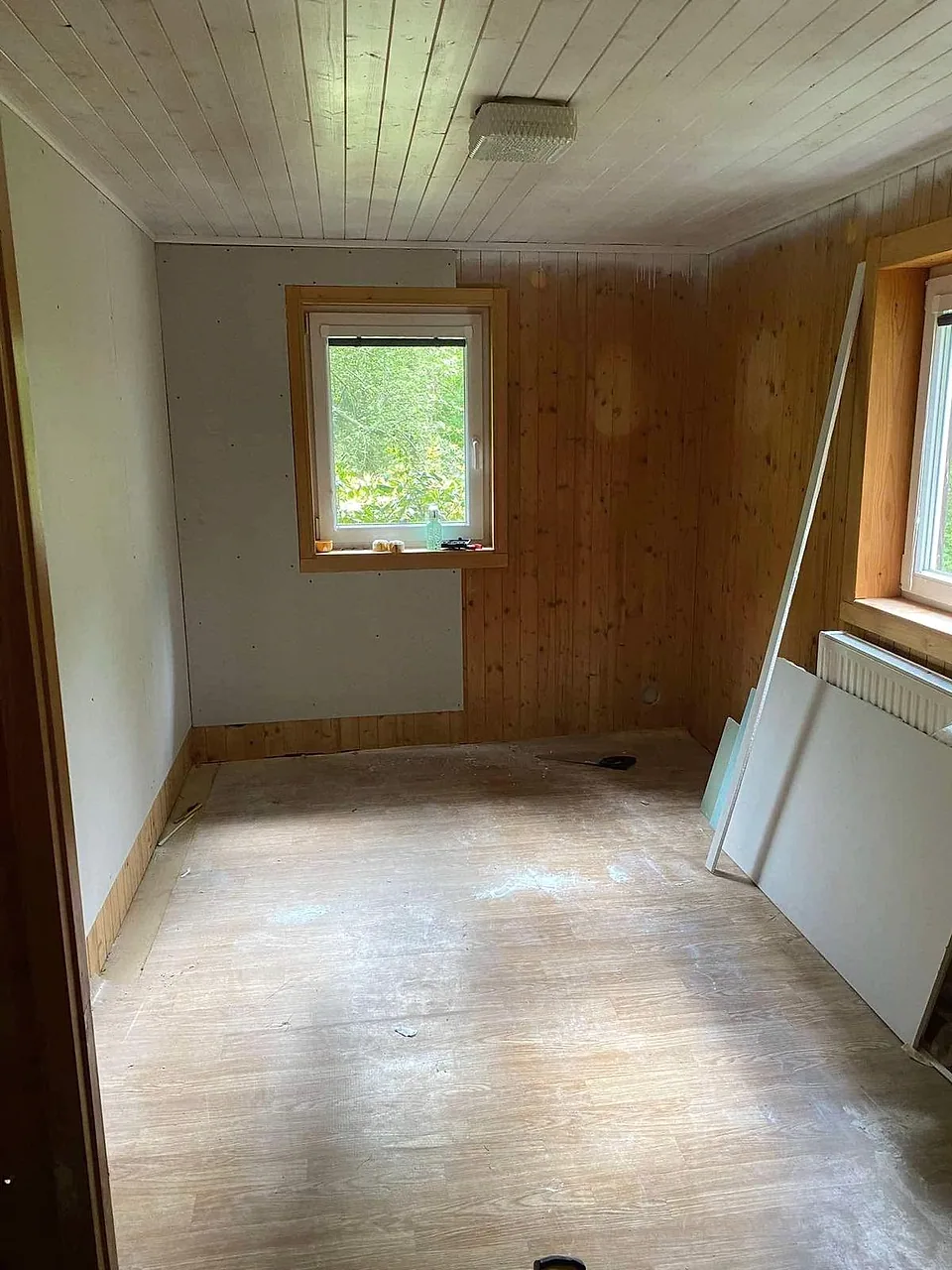 Původní pokoj chaty na Horní Bečvě před rekonstrukcí